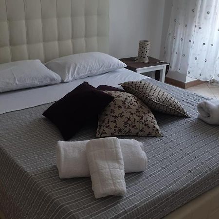 Casa Vacanze "Cortile Aquilone" Catánia Buitenkant foto