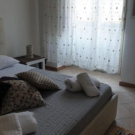 Casa Vacanze "Cortile Aquilone" Catánia Buitenkant foto